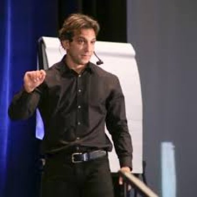Arman Sadeghi CEO Founder Speaker AI Expert Neuroscience