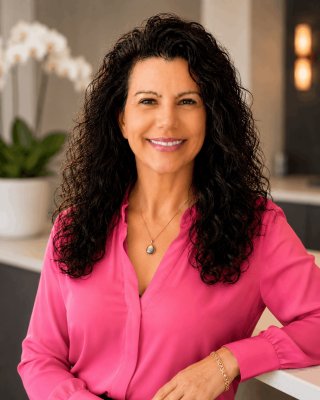 Henderson NV cosmetic dentist Marielaina Perrone DDS