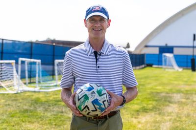 World Cup: Hall of Fame heading expert can talk about concussions featured image