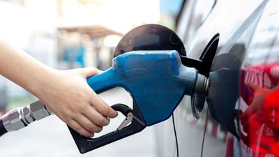 MEDIA RELEASE: New CAA Survey finds: Ontario families are feeling the impact of higher gas prices in their daily lives, summer plans and household budgets. featured image