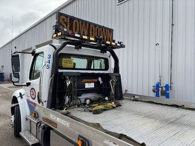 MEDIA RELEASE: CAA Manitoba calls for truck-mounted warning signs to improve roadside safety ahead of Slow Down, Move Over Day featured image
